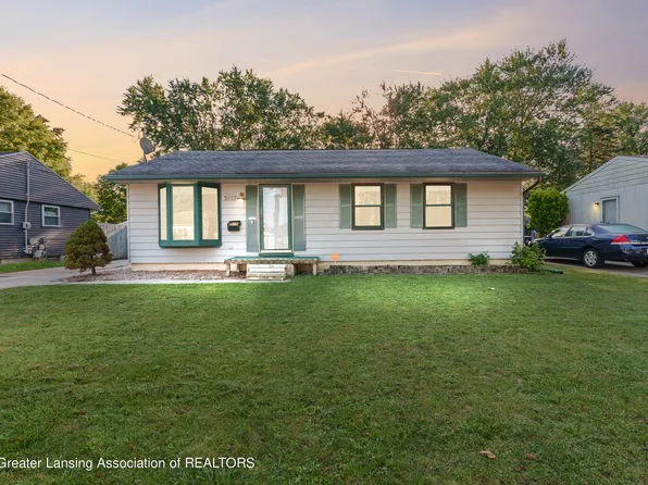 3117 Sunderland Rd, Lansing, MI 48911