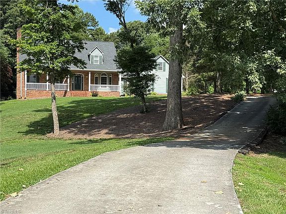 2nd image of 1915 S Union Grove Rd