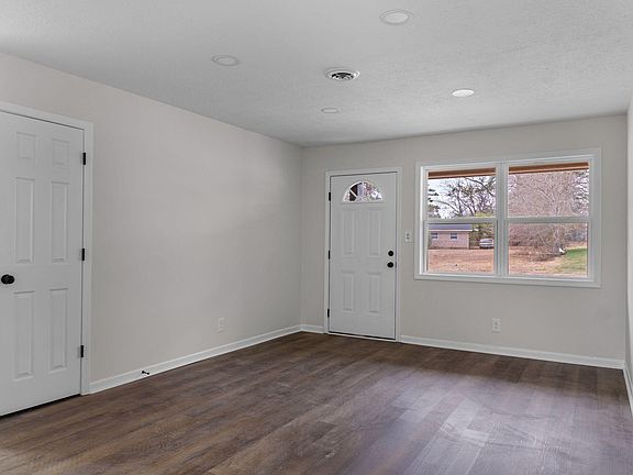 5th image of 3010 Alene Court
