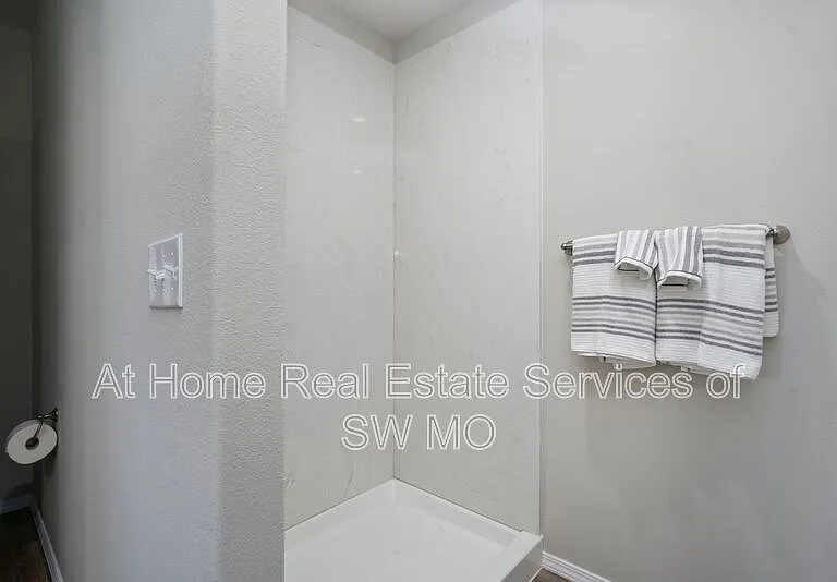 252 Rabbit Run St — Photo 8