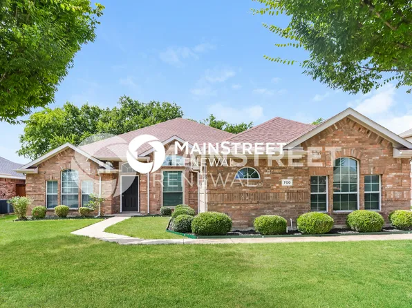 700 Shady Meadow Ln, Glenn Heights, TX 75154