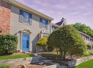 802 Brokaw St BUILDING 8-B, Bridgewater, NJ 08807
