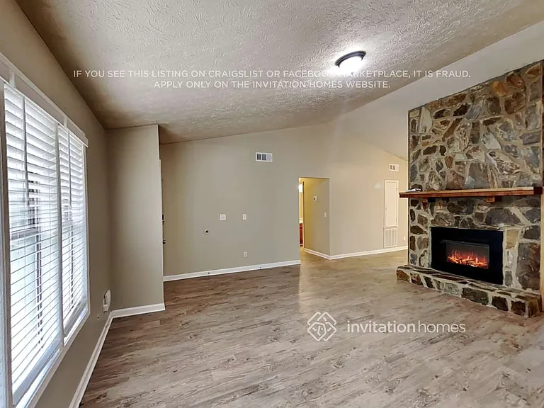 86 Hartley Way NE — Photo 5