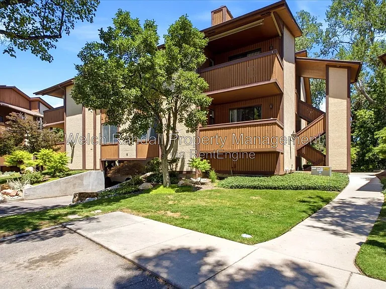 6871 S Countrywoods Cir #G — Photo 2