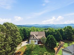 105 Arbor Hills Cir, Talking Rock, GA 30175