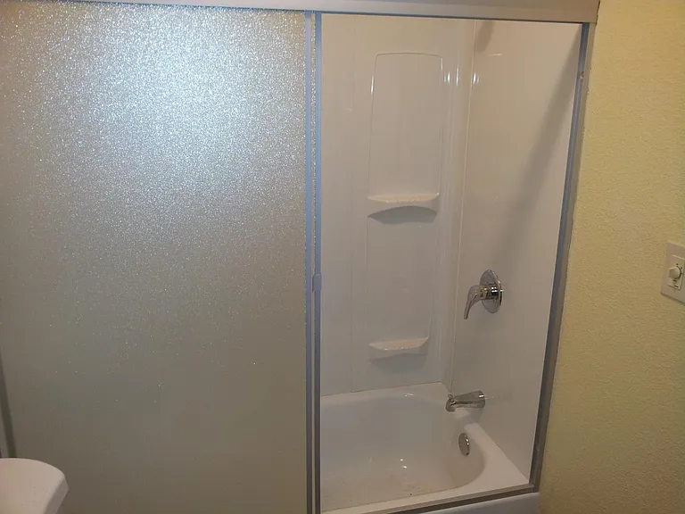 bathroom in bedroom #5