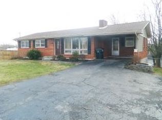 110 Hilltop Dr, Bristol, VA 24202