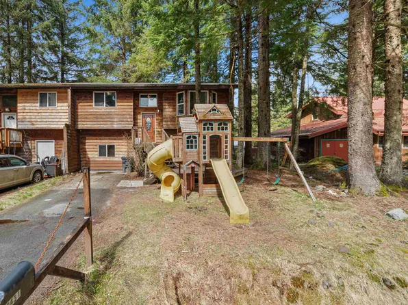8431 Steep Pl, Juneau, AK 99801