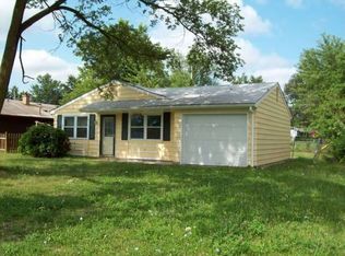 4224 Wayne Trce, Fort Wayne, IN 46806