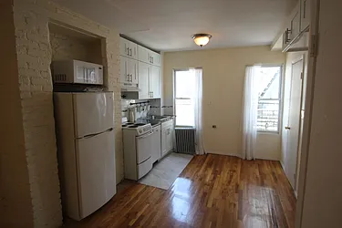Rented by Bedford 6 Real Estate