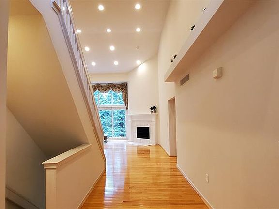 2nd image of 4722 Seagull Way #1