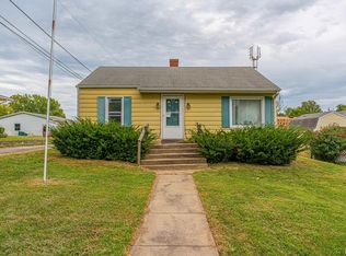 516 S Main St, Lincoln, IL 62656