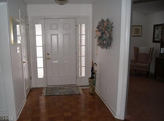 3rd image of 847 Arroyo Dr