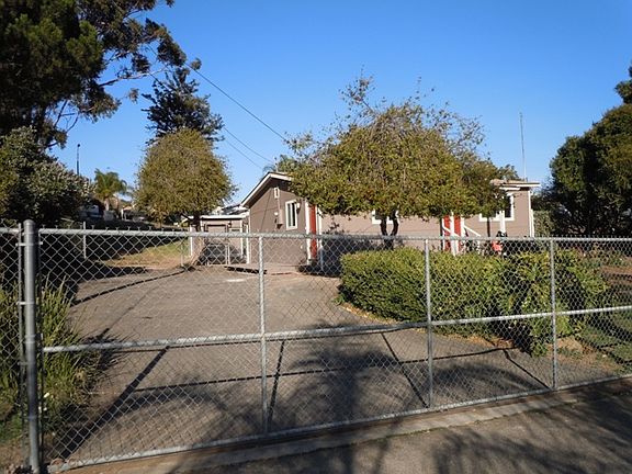Gated Driveway