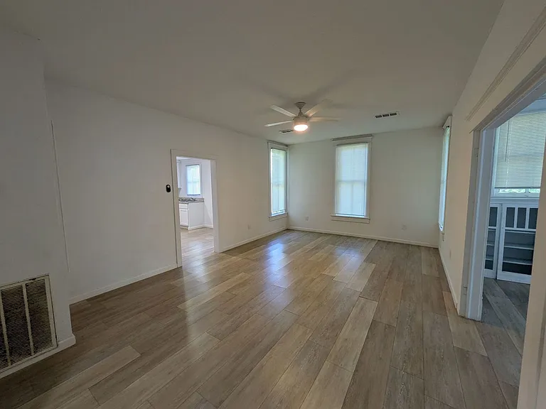 1420 Live Oak Ave — Photo 6