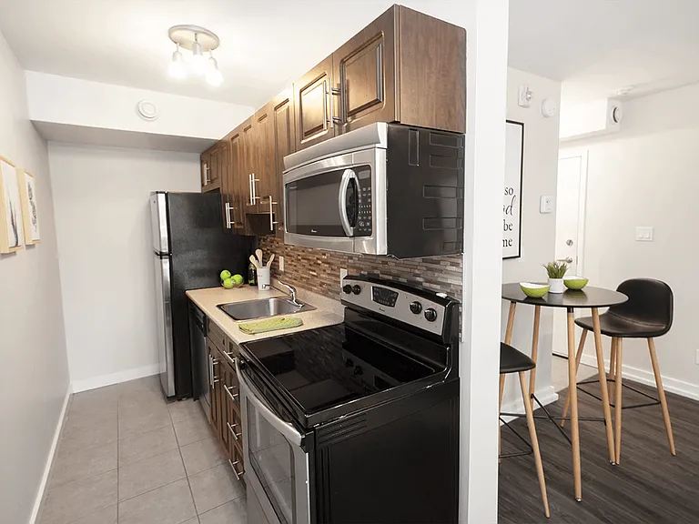 340 Assiniboine Ave #102 — Photo 5
