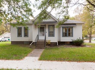 302 3rd Ave SE, Mapleton, MN 56065