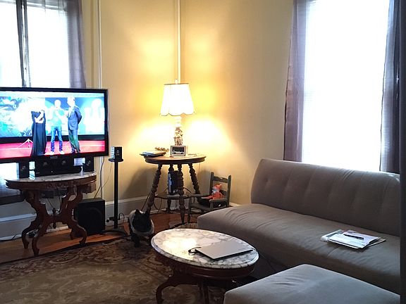 Front Room/Living Room