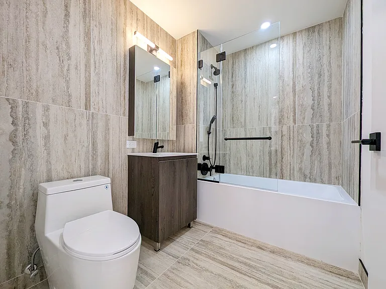 388 Vernon Ave #204 — Photo 8