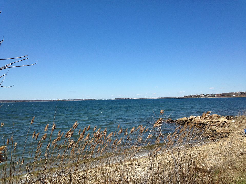 1st image of 41 E Lake Dr