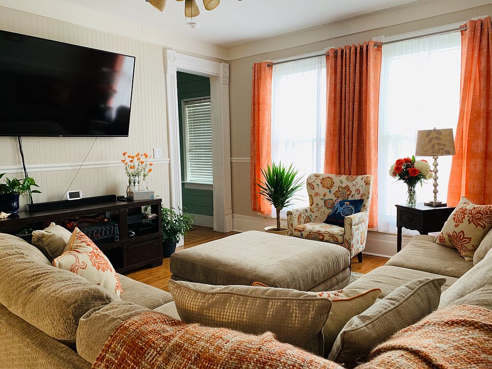 1503 15th Ave, Monroe, WI 53566 Zillow