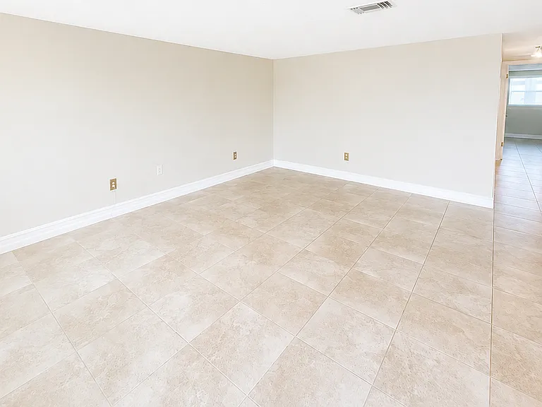 3711 Redwood Dr — Photo 4