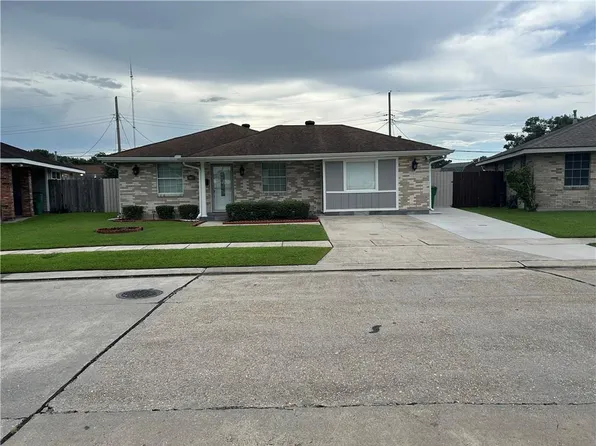 532 Deerfield Rd, Gretna, LA 70056