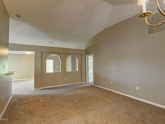 4th image of 4537 Four Lakes Dr