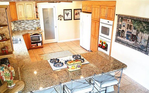 3rd image of 12142 Nieta Dr