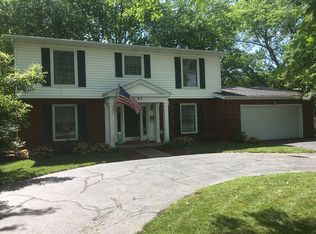 93 Interlacken Rd, Springfield, IL 62704