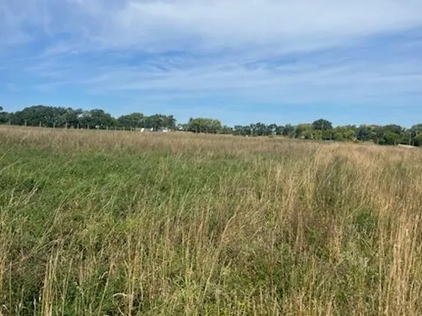 39930 N Savage Rd, Antioch, IL 60002