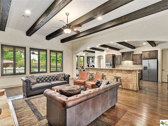 4th image of 1073 Doves Landing Ct