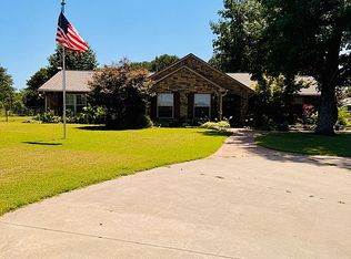 15702 E Pony Lake Dr, Claremore, OK 74019