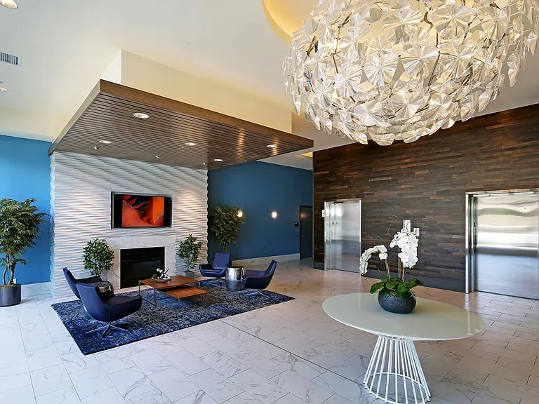 Lounge to Elevators