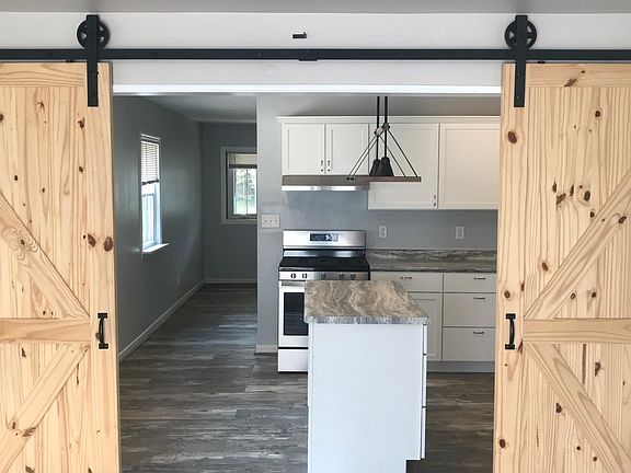 3rd image of 63 Scottwood Ct