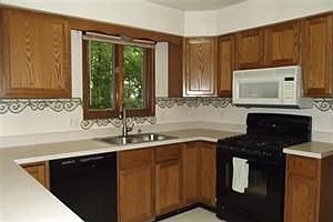 4th image of 1372 Woodland Ct