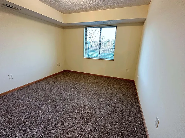 Arcade Estates West — Photo 106