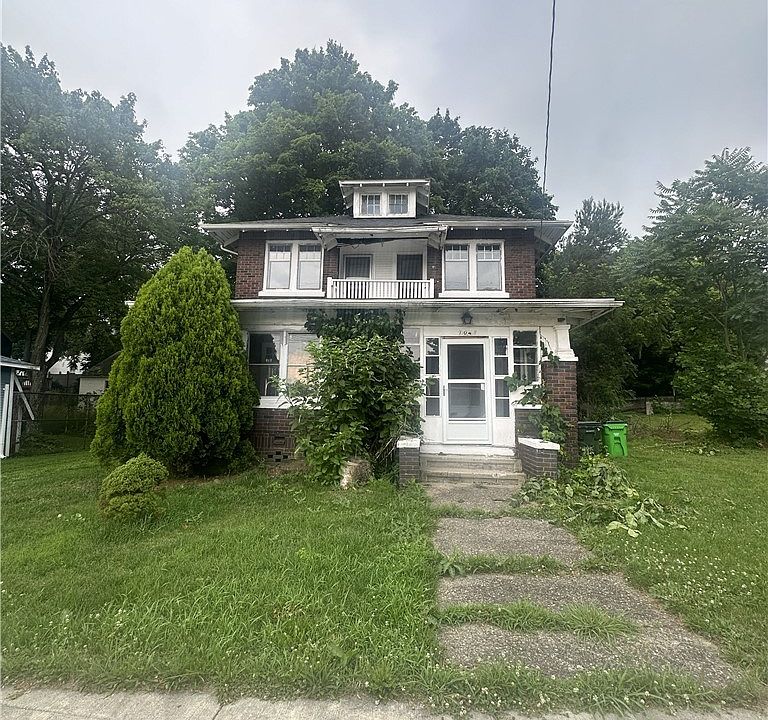 1st image of 1043 S Webb Ave