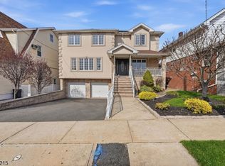 16 Arlington Blvd, North Arlington Boro, NJ 07031