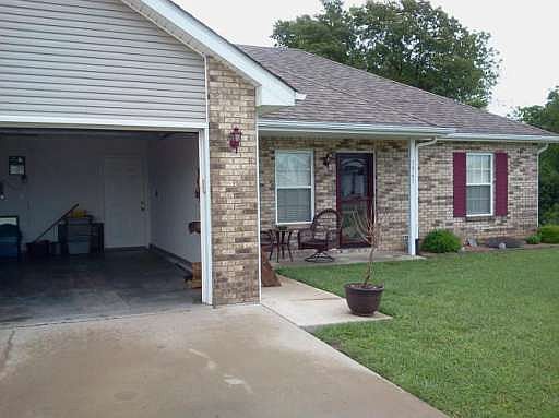 1st image of 1961 Chouteau Dr