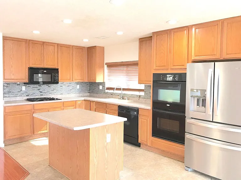3612 Clear Creek Rd NE — Photo 9