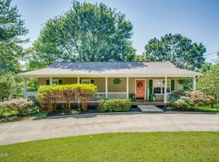 409 Birdie Dr, Rogersville, TN 37857