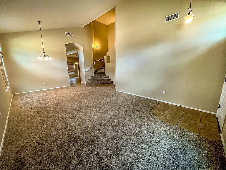 853 W Calle Barbitas — Photo 4