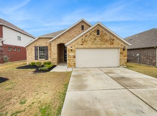 12700 Viewpoint Ln, Burleson, TX 76028