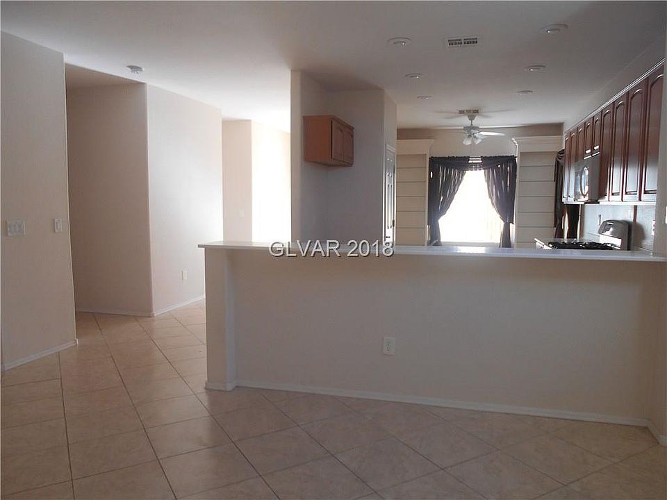 2nd image of 2122 Pepperell Ave