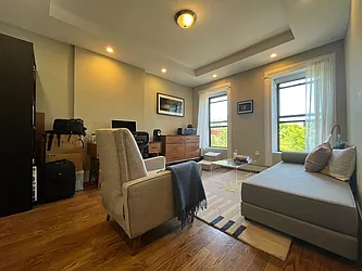 Rented by Brooklyn Rentals NYC