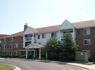 1669 Yankee Doodle Rd APT 101, Eagan, MN 55121