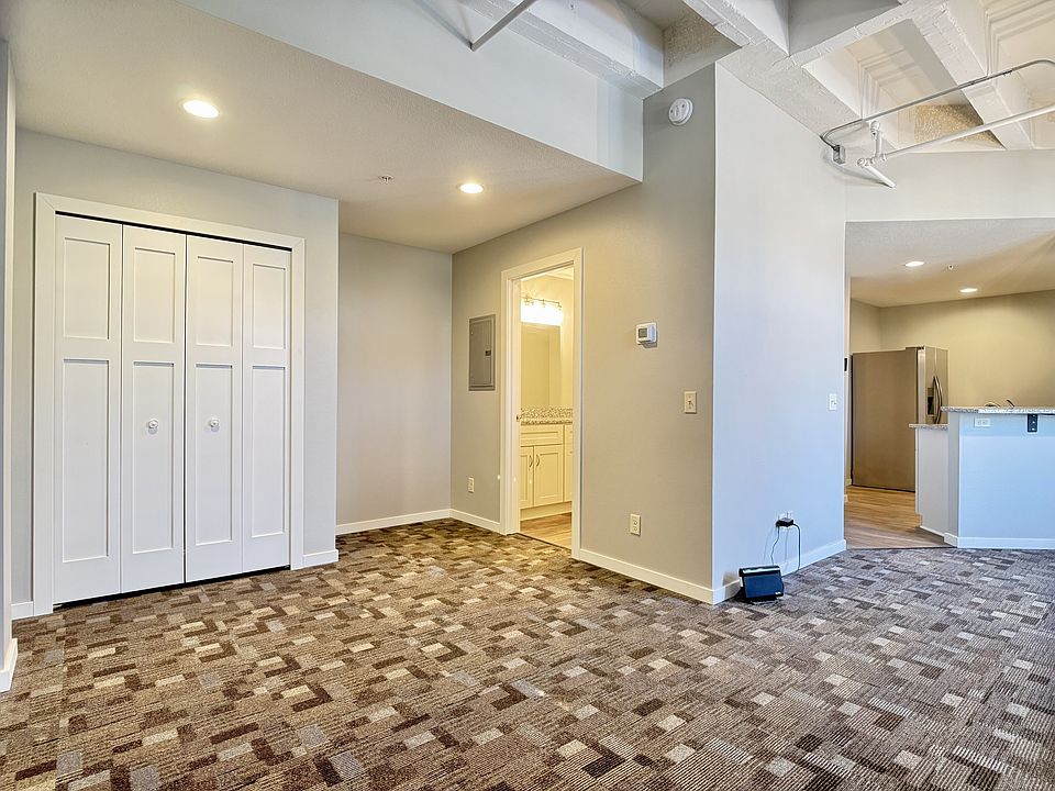 1st image of 207 4th St E #11335901