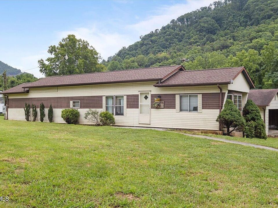 1st image of 205 Jenkins Hollow Rd