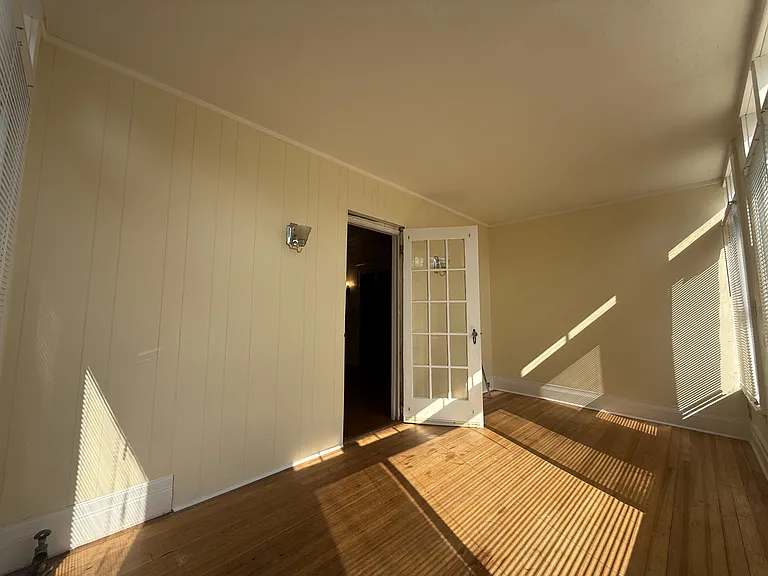 22 Pawling Ave #1 — Photo 10